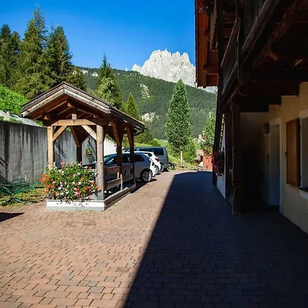 Buffaure A Parte Apartment Pozza di Fassa